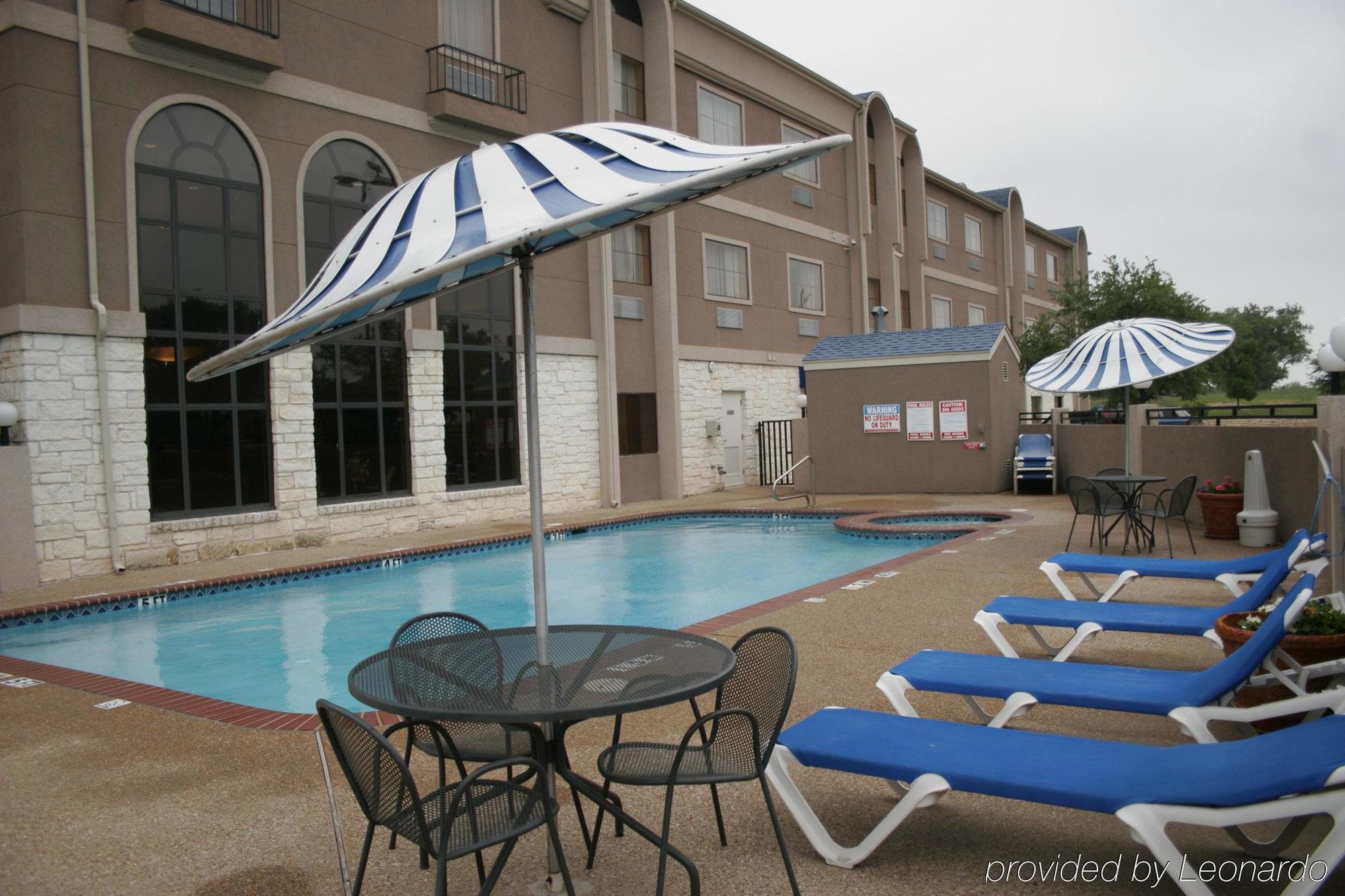 Holiday Inn Express & Suites Cedar Park Facilities photo